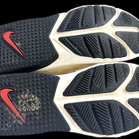 Nike Cream and Red Sneakers - Picture 6 of 8